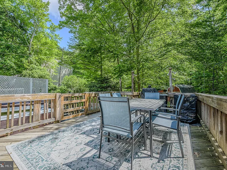 12510 Basswood Dr — Photo 10
