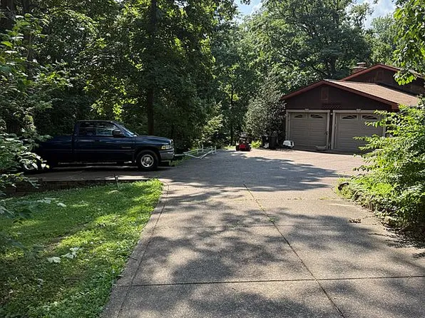10140 Browning Rd, Evansville, IN 47725
