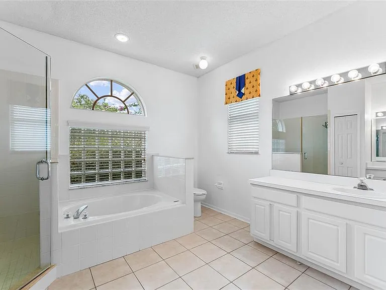 1027 Durango Loop St — Photo 8