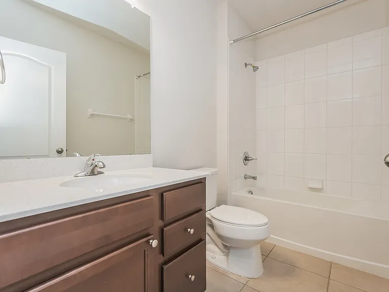 10423 Hawks Landing Dr — Photo 15