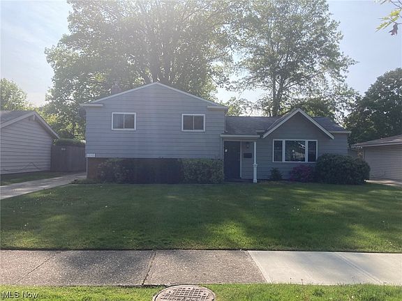 2nd image of 1210 Giesse Dr