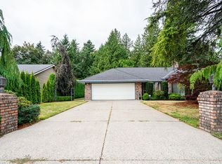 11293 153a St, Surrey, BC V3R 6H9