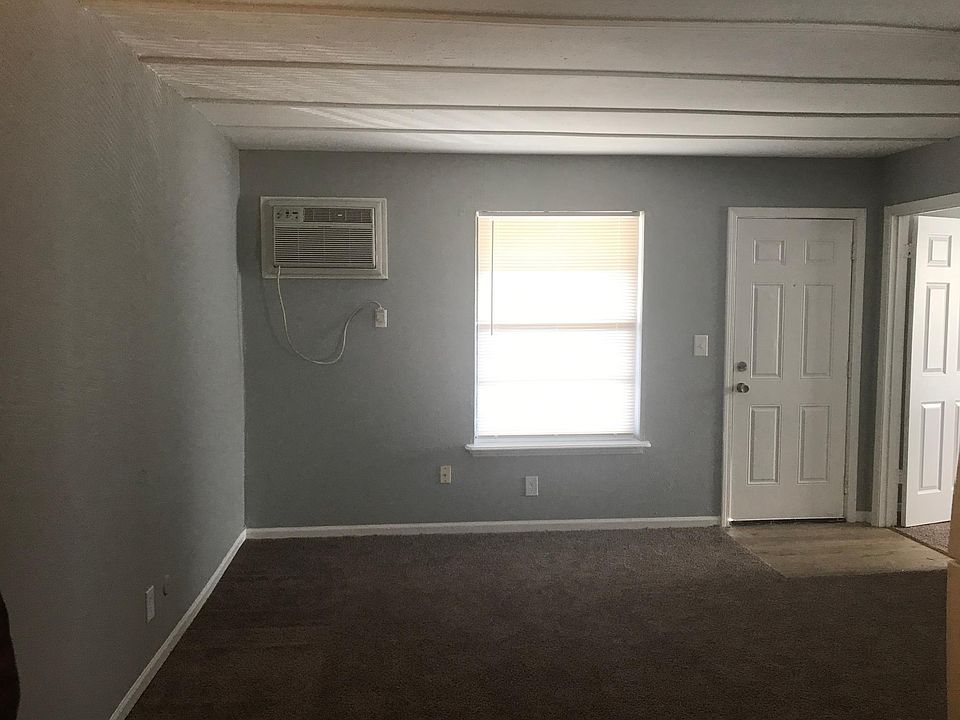1st image of 441 Sundown Dr