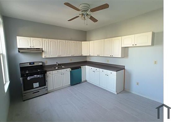 1st image of 193 Lincoln Ave Floor 2
