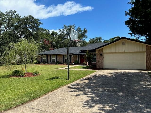 1st image of 10 Japonica Ln