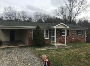 416 Twin Hill Rd, North Wilkesboro, NC 28659