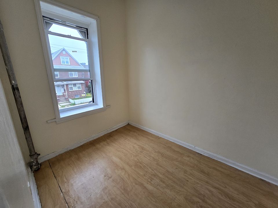 2nd image of 5409 Avenue O APT 1