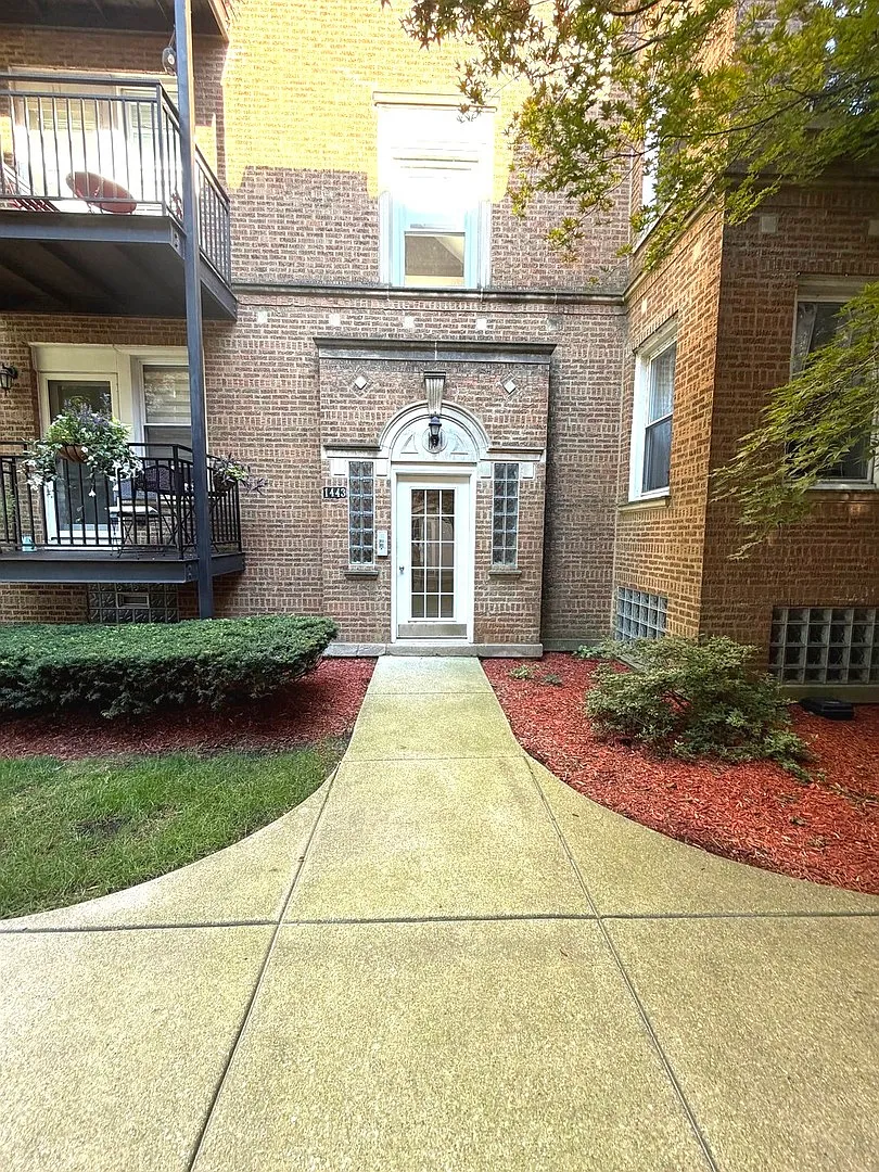1 bed, 650 sqft, $2,350 — Photo 1