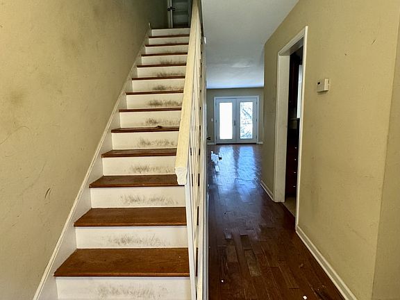 4th image of 2116 Hobbs Rd APT J9