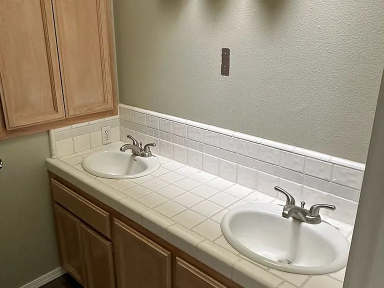 511 Lone Oak Ct — Photo 20