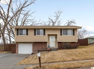 14009 Lisa St, Omaha, NE 68138