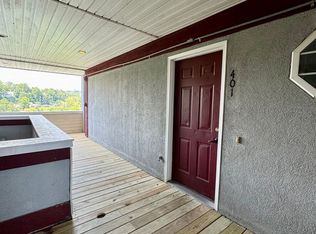 1993 Water St APT 401, Morgantown, WV 26505