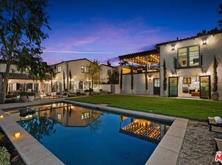 134 N McCadden Pl, Los Angeles, CA 90004