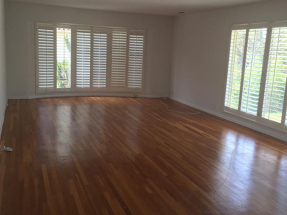 1st image of 176 S Orange Grove Blvd APT 231