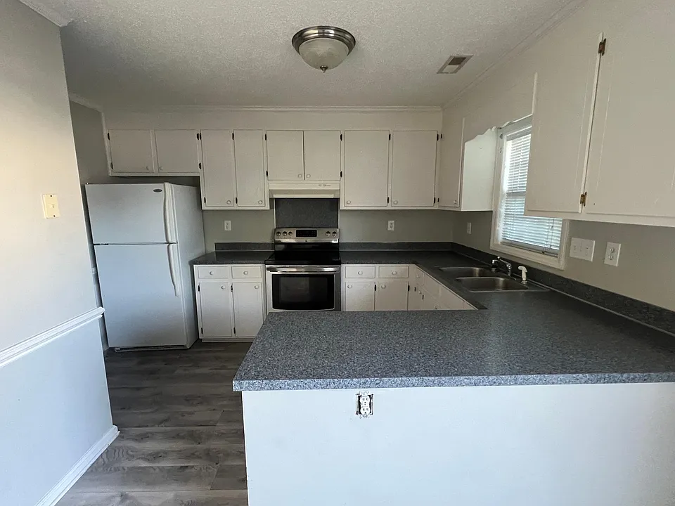 890 Spring Forest Rd #I8