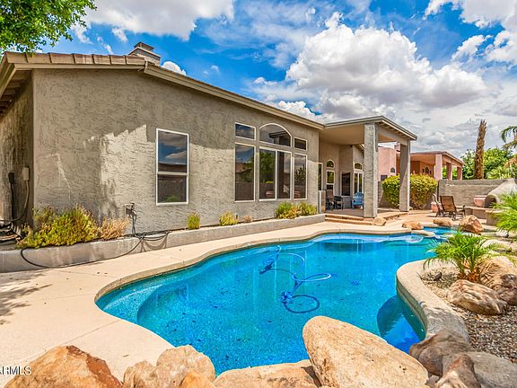 3rd image of 4561 E Pinnacle Vista Dr