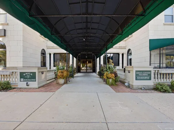 1028 E Juneau AVENUE #514, Milwaukee, WI 53202