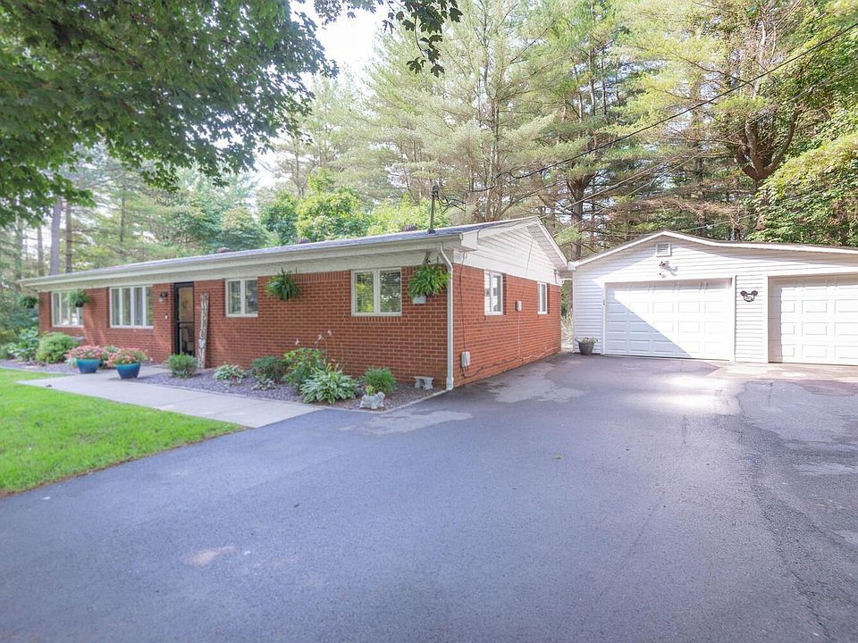 1st image of 1955 W Bexley Dr