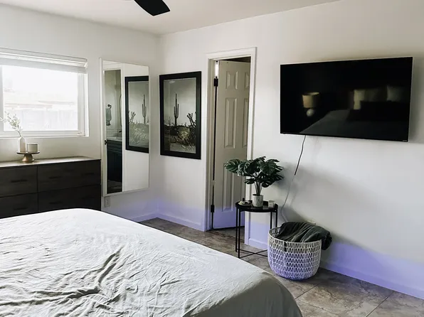 2241 W Michelle Dr, Phoenix, AZ 85023