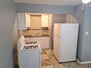 163 - 2416 Kentucky, Bakersfield, CA 93306