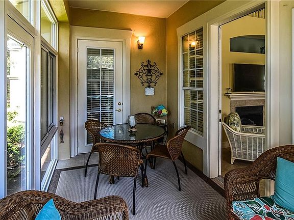 5th image of 95121 Amalfi Dr Unit 1C
