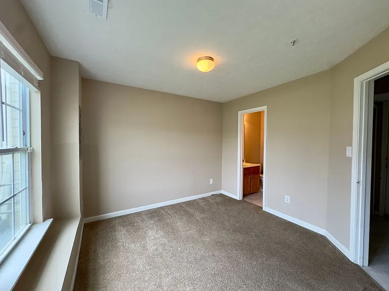 618 Snowberry Way — Photo 7
