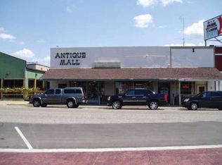 720 Oak St, Wisconsin Dells, WI 53965