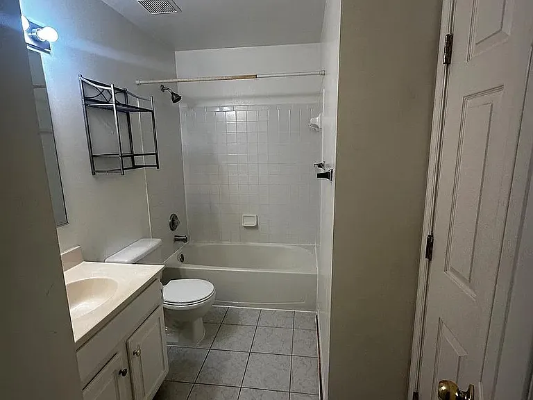12921 Woodcutter Cir #107 — Photo 22