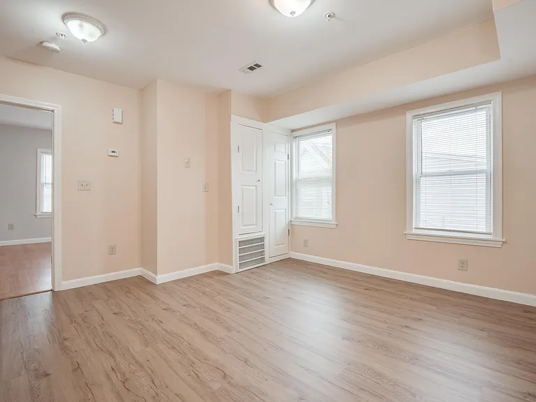 148 Brook Rd #2 — Photo 9