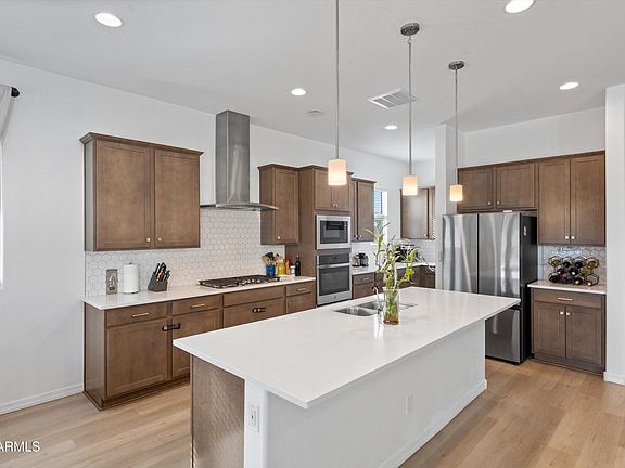 5th image of 12393 W Trumbull Road