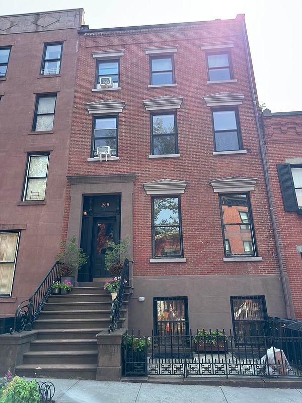 289 Hicks Street #2