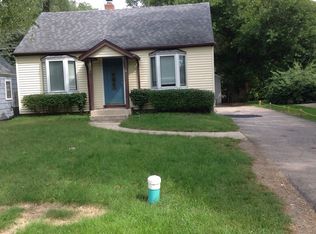 1204 Gates St, Aurora, IL 60505