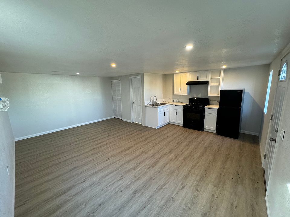1st image of 1406 W 102nd St #B