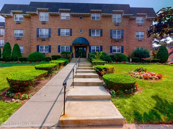 392 Maryland Ave APT 1D, Staten Island, NY 10305