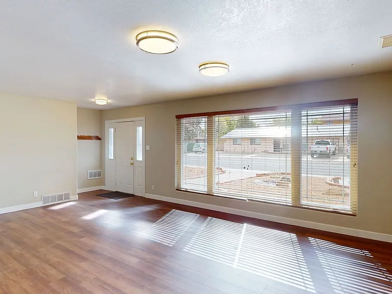 367 Cedar St — Photo 3