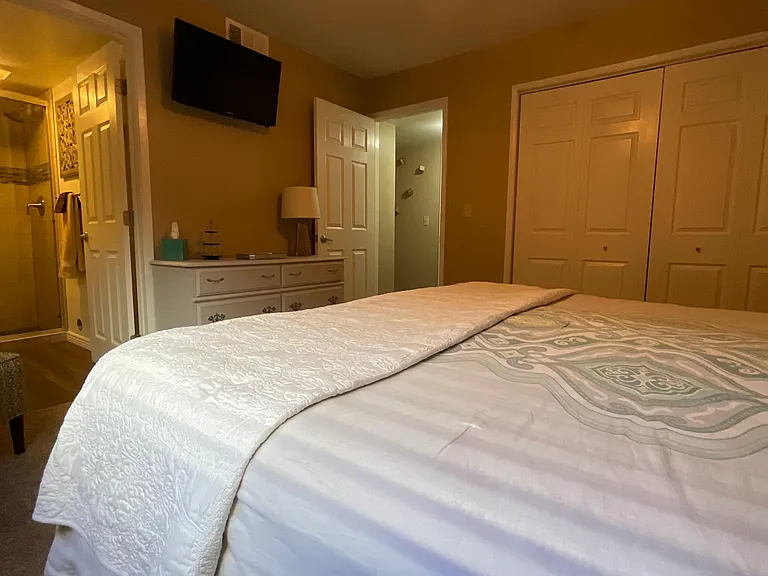 201 Riverfront Dr #18 — Photo 43