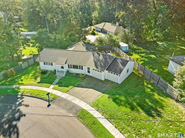 5 Walnut Lane, Wallingford, CT 06492