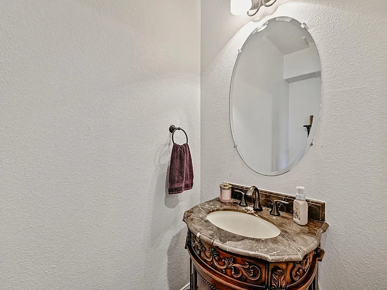 4303 Woodledge Pl — Photo 33