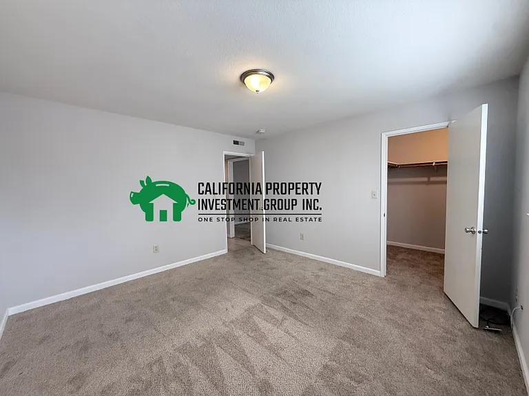 5422 Marconi Ave #5422 — Photo 19
