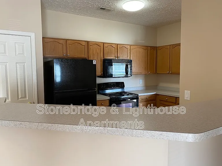 1104 Lighthouse Dr #B-1 — Photo 3