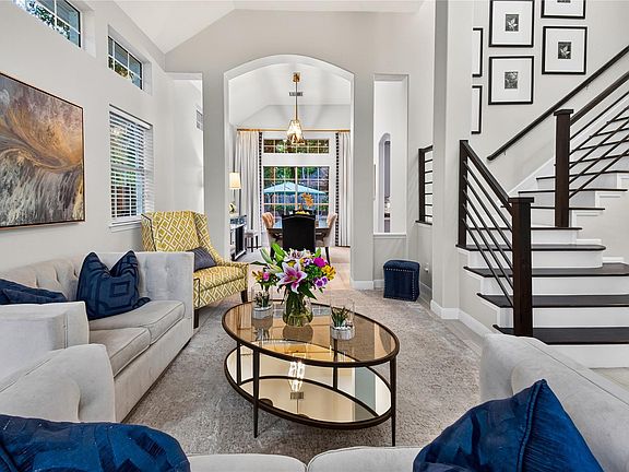 4th image of 71 N Willow Point Cir
