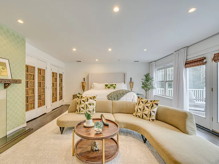 68 Wainscott Northwest Rd — Photo 15