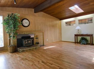 18548 60th Ave NE, Kenmore, WA 98028