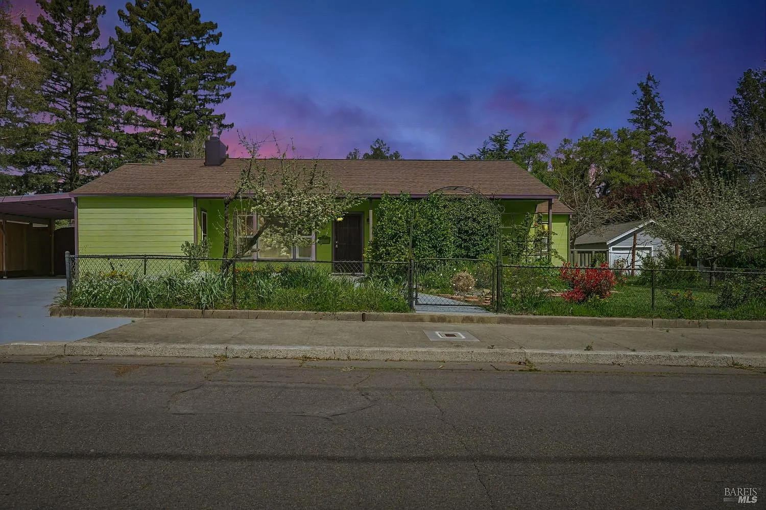 508 W Mill Street photo 1