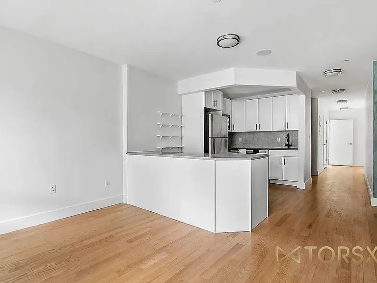 802 Lafayette Ave #3 — Photo 2