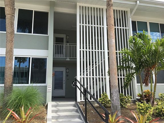 2nd image of 1065 Gulf Shore Blvd N APT 313
