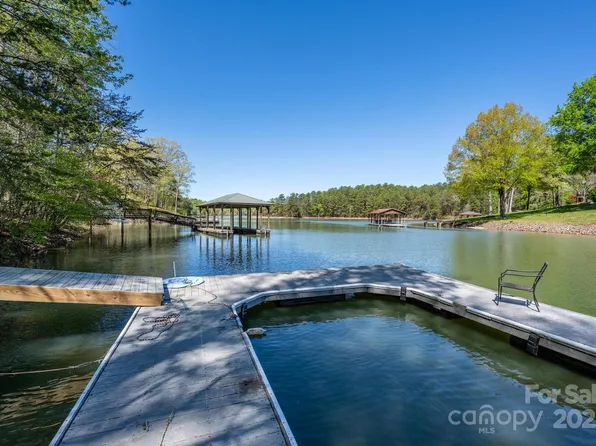 179 Abington Ln, Troutman, NC 28166