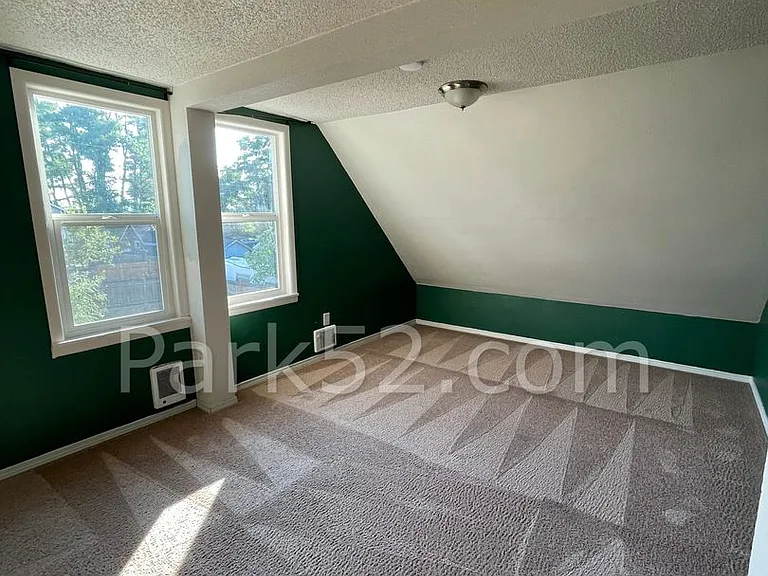3012 S Melrose St — Photo 16