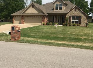 8555 E Amber Dr, Claremore, OK 74019