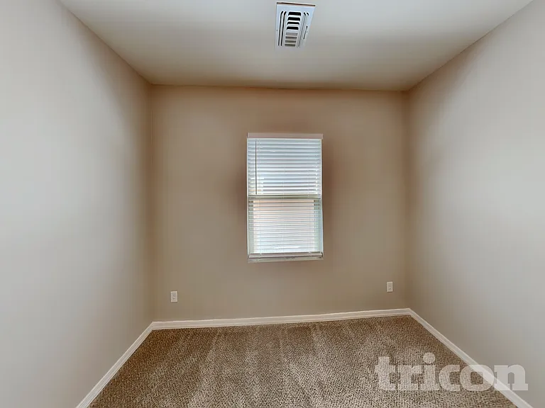 379 W Mammoth Cave Dr — Photo 9